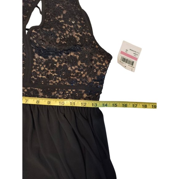 NIGHTWAY Womens Sequined Lace Gown Sleeveless Halter Maxi Evening Fit + Flare 10 - Picture 6 of 11